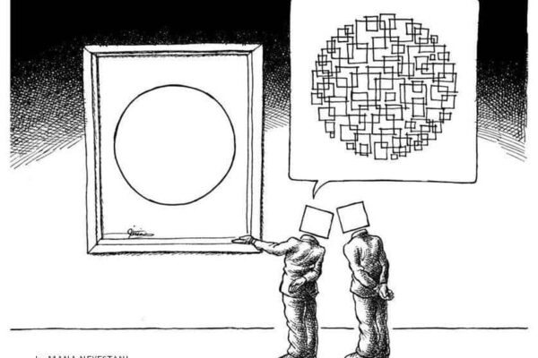 Dois personagens com cabeças quadradas observam uma obra de arte, contrastando simplicidade e complexidade visual.